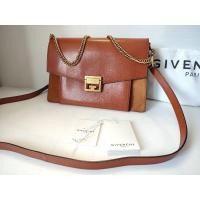 ราคา GIVENCHY GV3 Large (11") ปี18 (19344268193)