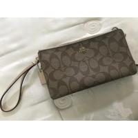 ราคา Coach size L 2 ซิป คล้องมือ (1379898362)