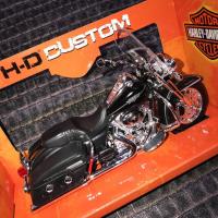ราคา โมเดลรถ Harley-davidson 1:12 ของใหม่ รุ่น2013 FLHRC ROAD KING CLASSIC (4533640657)