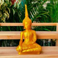 ราคา [L]KO1พระเชียงรุ้งศิลปะล้านช้าง พระพุทธรูปศิลปะแบบลาวเก่า เนื้อเรซิน(หน้าตัก5นิ้ว สูง25ซม.)ผ่านพิธีปลุกเสกแล้ว สีทองอเมร (21481100098)