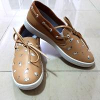 ราคา รองเท้า ผ้าใบ FILA Moomin Jewel W7 (1863611013)