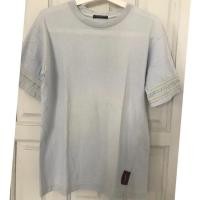 ราคา greyhound แท้! เสื้อยืด คอกลม สีฟ้าอ่อน เดินด้ายสีแดงเลือดหมู size M มือสอง สภาพดี (6236734432)