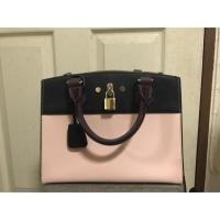 ราคา กระเป๋าสะพายข้าง Espada (1238429440)