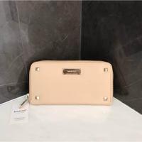 ราคา MANGO : Studded Saffiano Effect Wallet (925229254)