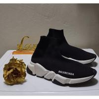 ราคา ✌️แท้มือสอง ไซส์ 35 Balenciaga speed trainer บาลองถุงเท้าหายากกก รองเท้าแบรนด์เนมมือสอง (21773609523)