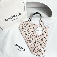 ราคา Used like new bao bao 6x6 ปี2018 (15995000463)