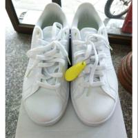 ราคา Adidas neo สีขาวของแท้ 100% (2641955512)
