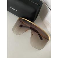 ราคา Givenchy Sunglass แว่นกันแดด Givenchy รุ่นคุณเจนนี่ใส่ (13549798879)