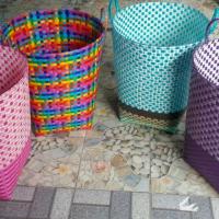 ราคา ตะกร้าใส่ผ้า สานจากเส้นพลาสติก (2697513962)