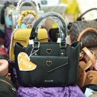 ราคา กระเป๋าถือสีดำหน้าหัวใจ Shumiya (9293423763)