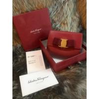 ราคา กระเป๋าสตางค์ มือสอง ferragamo แท้ (3109768289)