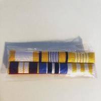 ราคา แพรแถบชุดกากี และ ปกติขาว ปี 2515 สำหรับคนที่เกิดก่อนปี 2515 เท่านั้น (7614627546)