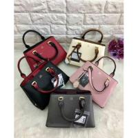 ราคา New In Best Seller !!! LYN AMOUR S BAGกระเป๋าถือและสะพายข้าง หนังซาฟเฟียโน่สวย (768110436)