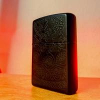 ราคา Zippo ของแท้จาก US [มือสอง]ลายสีดำ (22731336647)
