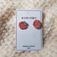 ราคา ต่างหู ตุ้มหู ติดหู ดอกเดซี่ ดอกทานตะวัน สีชมพู เกสร สีเหลือง อีนาเมล (3080762363)