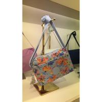 ราคา กระเป๋าcrossbodyแบรนด์kiplingของแท้หิ้วจากเมกาสีสดสวยรุ่นใหม่ของผู้หญิง (20492778631)