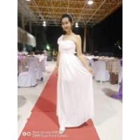 ราคา ส่งต่อชุดราตรีสีขาว (1687695712)