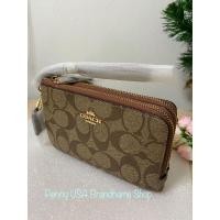 ราคา COACH DOUBLE CORNER ZIP WRISTLET IN SIGNATURE CANVAS (10499013812)