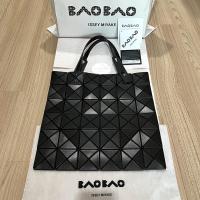ราคา (ของแท้ มือสอง) Bao Bao Issey Miyake 6x6 Black Matte 2021 (11288374790)