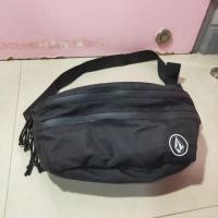 ราคา กระเป๋าVolcom คาดอกสะพายข้าง (3122246093)