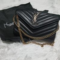 ราคา กระเป๋าสะพายสีดำyslมือสอง (8359951417)