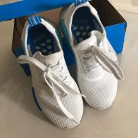 ราคา nmd adidas สีขาว ฟ้า น้ำเงินน (1578127155)