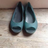 ราคา Crocs w7 สีเขียว ยาว24cm. (1354681718)