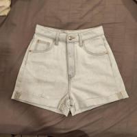 ราคา ✨NEW✨ กางเกง ยีนส์ ขาสั้น เอวสูง ทรงดี แบรนด์ Divided by H&M size 34 ใส่ง่าย ไม่โป๊ (16937699439)