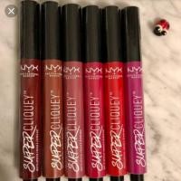 ราคา Super cliquey Nyx glossy รุ่นกลอส​ ลด77% (2062374087)