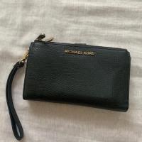 ราคา กระเป๋าสตางค์ Michael Kors สีดำ (6540023120)