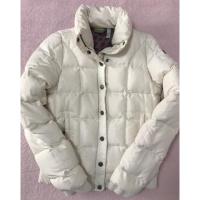 ราคา พร้อมส่ง!เสื้อขนเป็ด adidas แท้ มือสอง สภาพดีมากค่ะ (308108918)