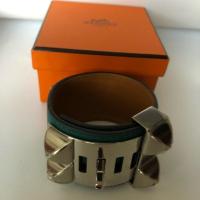 ราคา Used Hermes size s สีเทอคอยส์ พลาสติค ยังไม่ได้แกะค่ะ สวยมาก (2125693574)