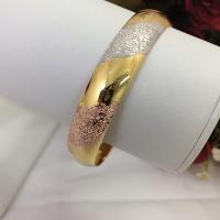 ราคา กำไลคลิปล็อคหน้าใหญ่ลายเกลี้ยงสลับจิกสามกษัตริย์ กำไลเกลี้ยงสามกษัตริย์ สร้อยข้อมือทอง สร้อยข้อมือไมครอน (5583581128)