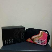 ราคา พร้อมส่ง Bobbi Brown กระเป๋าใส่เครื่องสำอาง (15995862510)