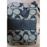 ราคา Coach คล้องมือของแท้ ใบเล็ก มีตำหนิ ♡ (1531949973)