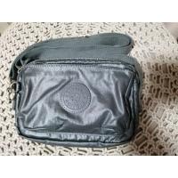 ราคา กระเป๋าสะพาย Kipling Abanu แท้ % สีเทา (4766290075)