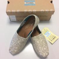 ราคา รองเท้า Toms (718592135)