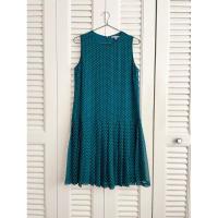 ราคา Uniqlo แท้ เดรสสั้น สีเขียว ลายจุด กระโปรงพลีท Size M (23048738159)