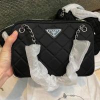 ราคา new Prada nylon bag พร้อมส่ง (8267584097)