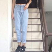 ราคา กางเกงยีนส์ทรงBoyfriend สีซีด (587558311)