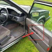 ราคา ขาย ฝาครอบมือเปิดประตูขวา สีเทา Volvo 940 / 740 ของใหม่ หายาก (9188011963)