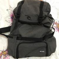 ราคา กระเป๋าเป้ สะพายหลัง Rip Curl ของแท้ มือ2 สภาพใหม่มาก 95% (858034700)