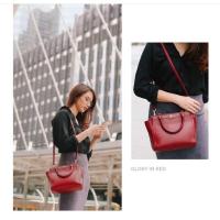 ราคา ส่งต่อกระเป๋าจาก #rainbobag สีglory in red สภาพดี หนังวัวแท้ ทนุถนอมอย่างดี สภาพตามภาพเลยค่ะ (2872854375)