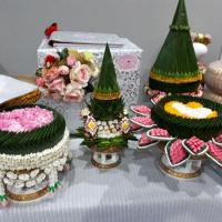 ราคา ชุดพานขันหมาก ดอกไม้สด 5 พาน (2292895655)