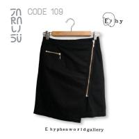 ราคา กระโปรงดำทรงเอ (เอว 26-28") มือสอง E hyphenworld gallery (9683802563)