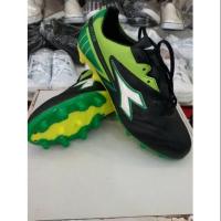 ราคา รองเท้าสตั๊ด DIADORA (521530331)