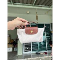 ราคา พร้อมส่ง Longchamp cosmetics สีขาวครีม (13098596717)