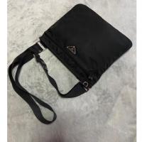 ราคา vintage prada nylon crossbody bag ของแท้ วินเทน ปราด้า พราด้า กระเป๋ามือสอง แบรนด์เนม (23625772346)