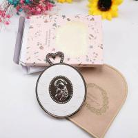 ราคา ◽LADUREE Les Merveilleuses Hand mirror ✨ (10664434010)
