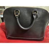 ราคา LV alma epi size mm (20360594612)